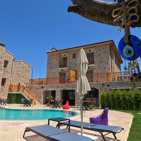 Zeyt Hotel