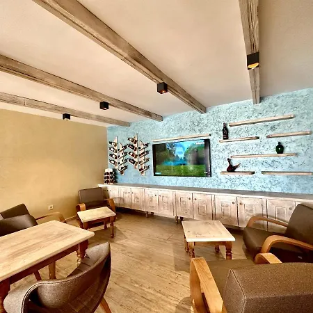 Zeyt Hotel *