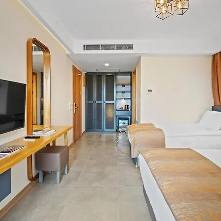 Zeyt Hotel