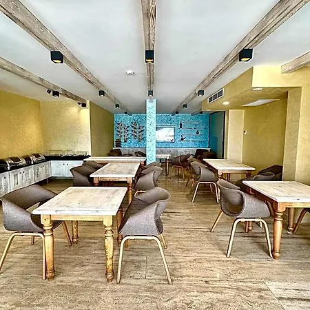 Zeyt Hotel *